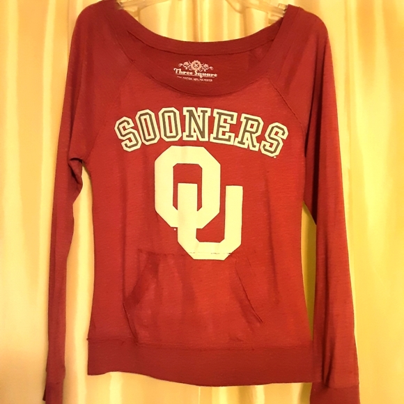 Three Square Tops - OU Off the Shoulder Sweatshirt